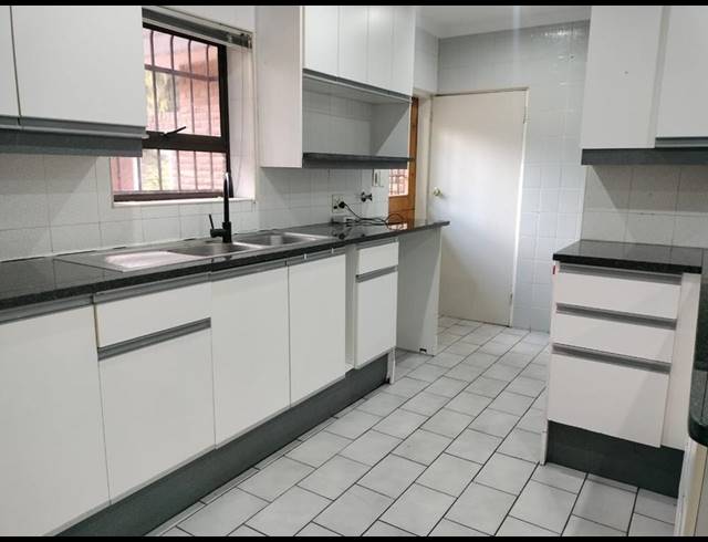 3 BEDROOM PROPERTY TO RENT IN WATERKLOOF RIDGE